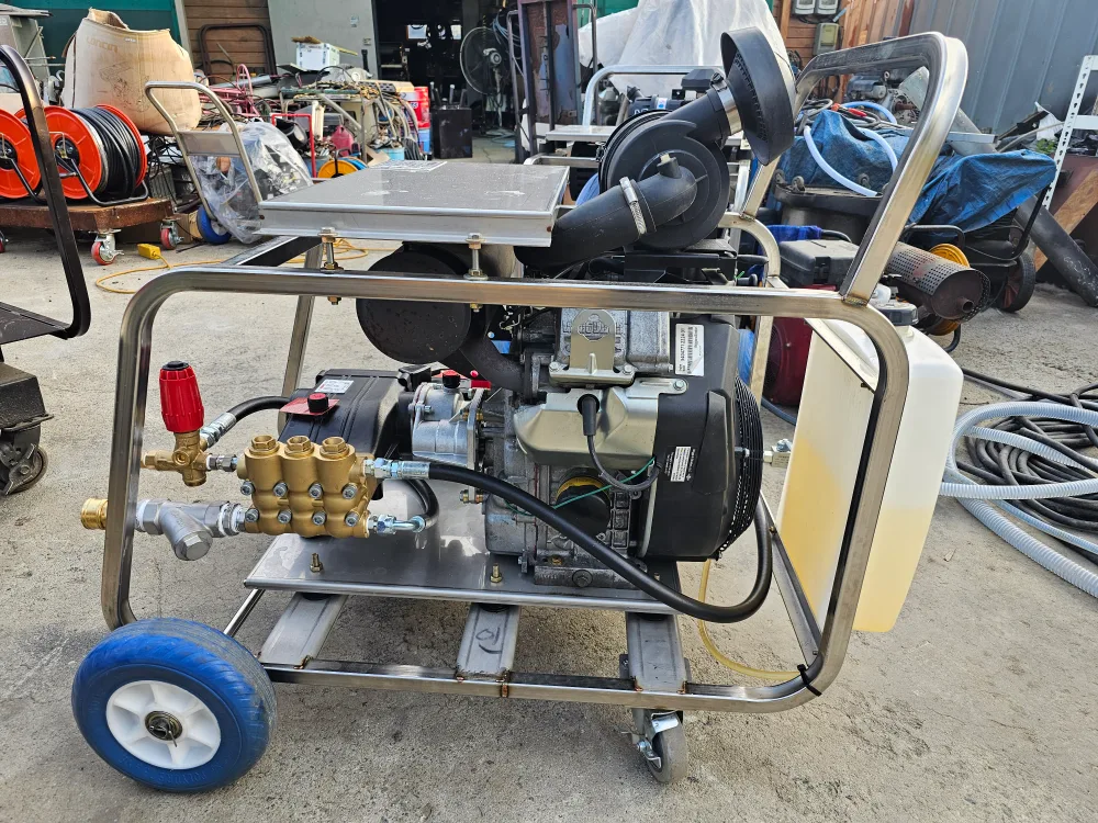 HAWK 엔진 고압 세척기..중고엔진고압세척기 350바 20리터 27마력 판매