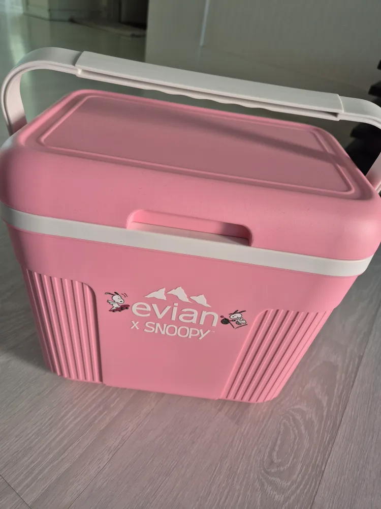 에비앙 스누피 콜라보 아이스박스 보온 보냉 새상품