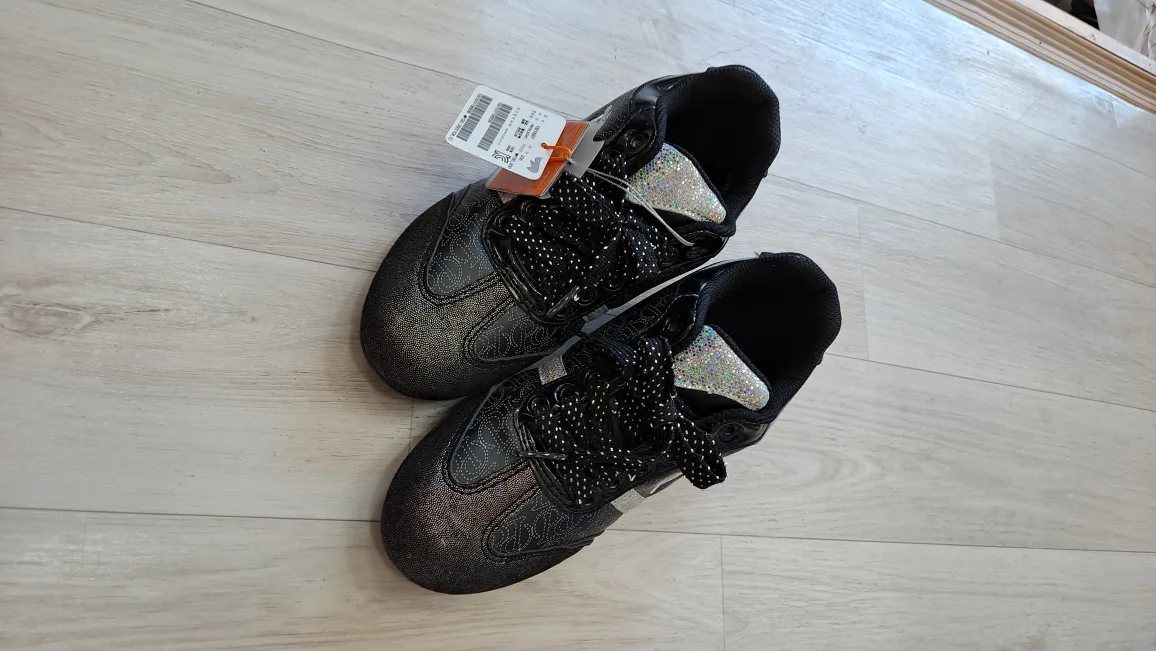 텍달린새운동화(미사용)235