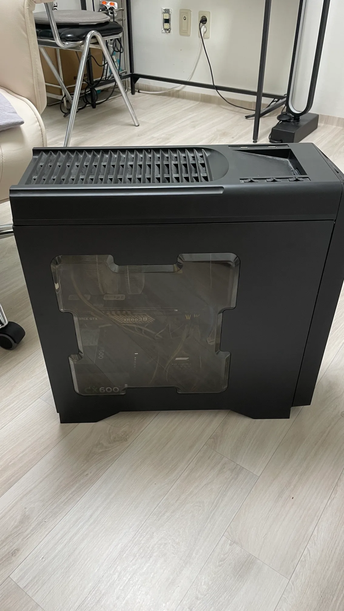 컴퓨터 본체 1080ti