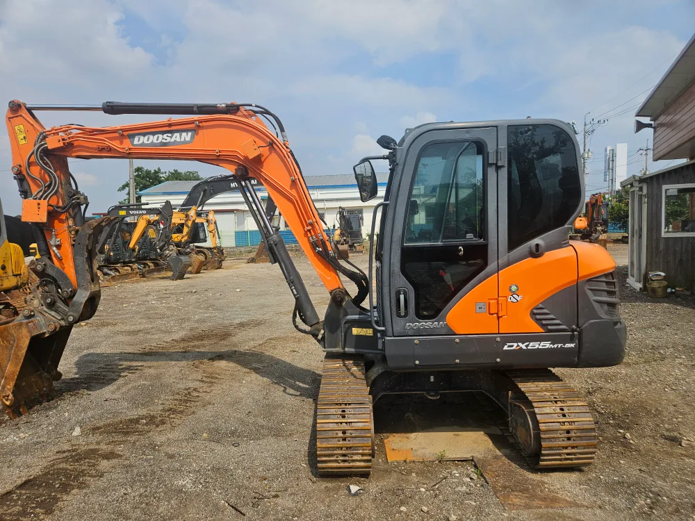 중고굴삭기 팦니다