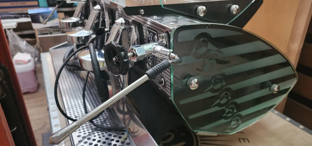 키스반더웨스턴 미라지 머신