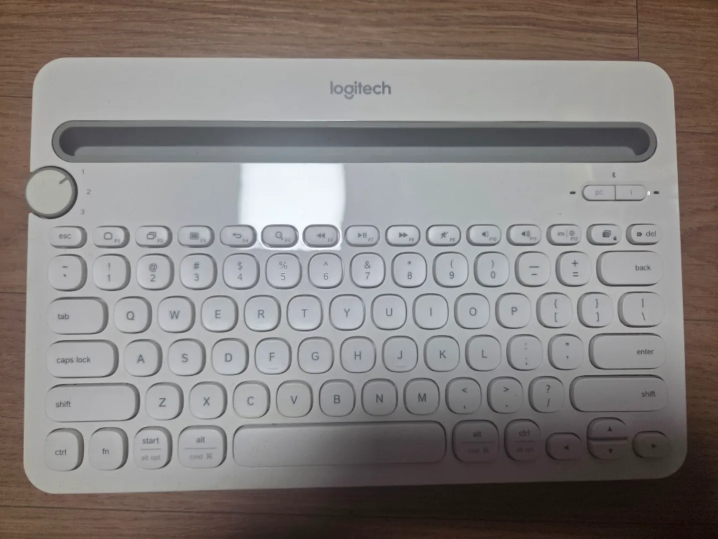 로지텍 K480 멀티 디바이스 블루투스 키보드 (화이트)