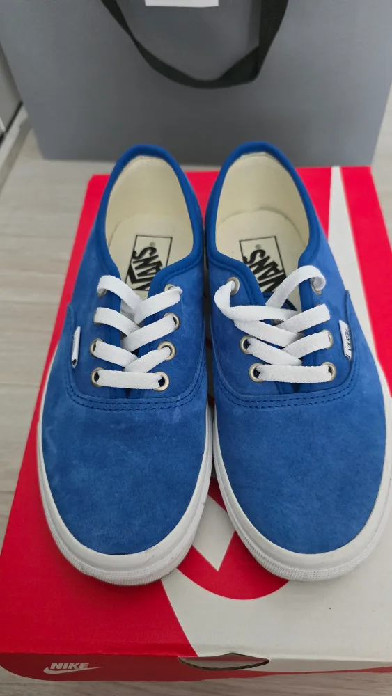 [중고] 반스 OG 어센틱 LX 스웨이드 블루, 230 판매합니다.