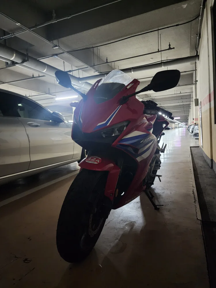 혼다 CBR500RA 오토바이