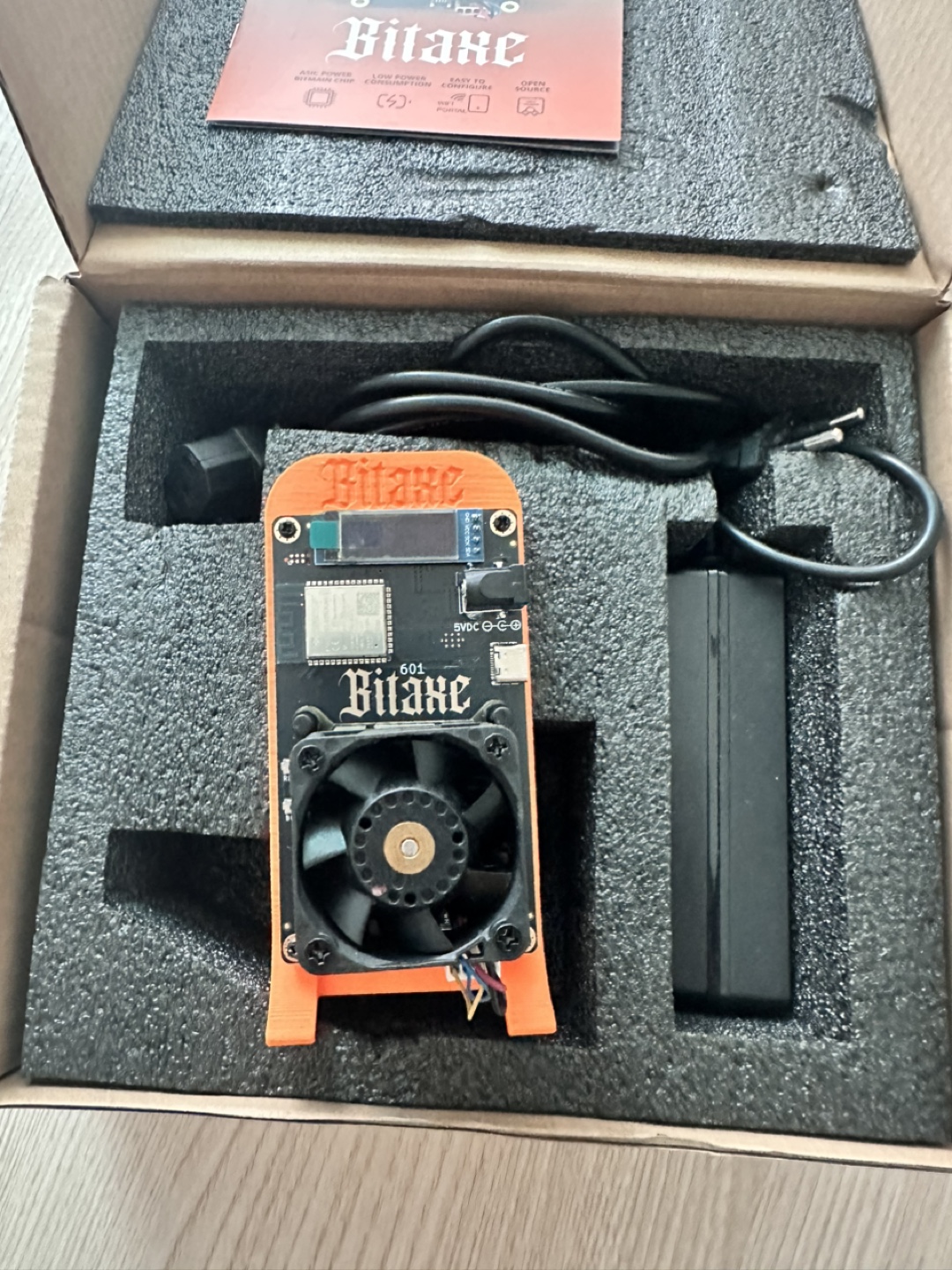 Bitaxe 601 비트코인 채굴기