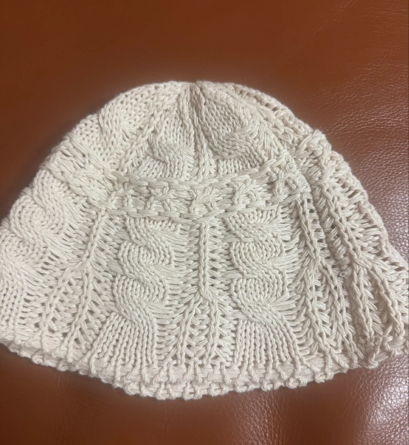 아이보리 니트 버킷햇