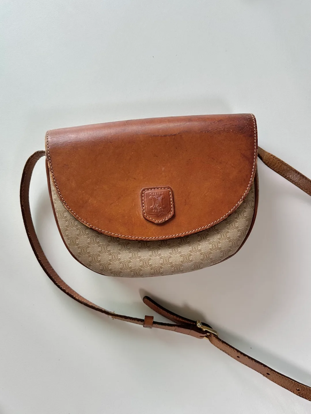 셀린느 중고가방 마카담 크로스백