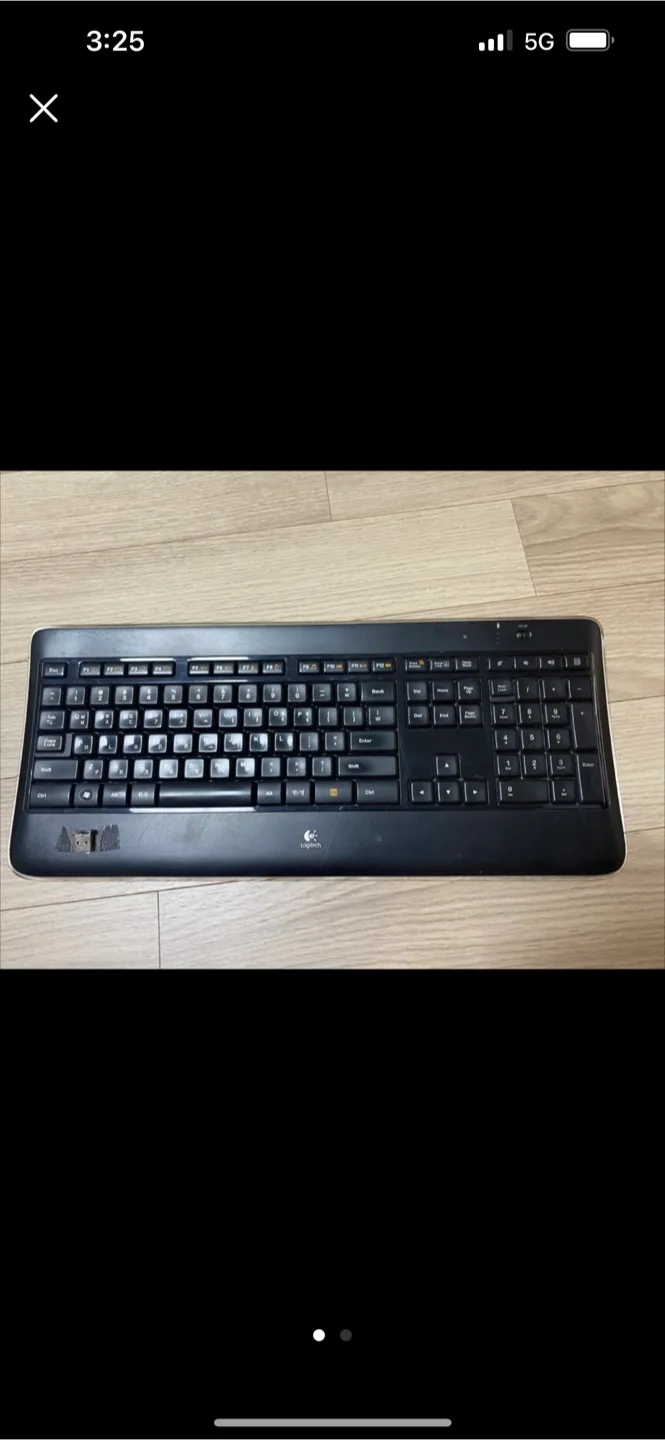 로지텍 K800 무선키보드 중고 판매합니다