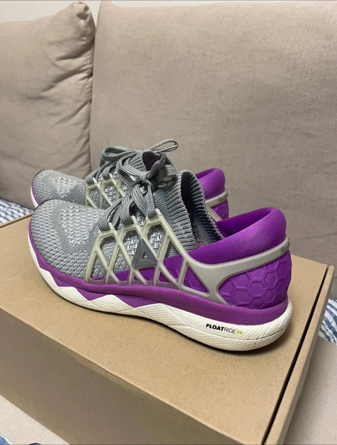 리복 초경량 운동화 런닝화 플로트라이드 런 240