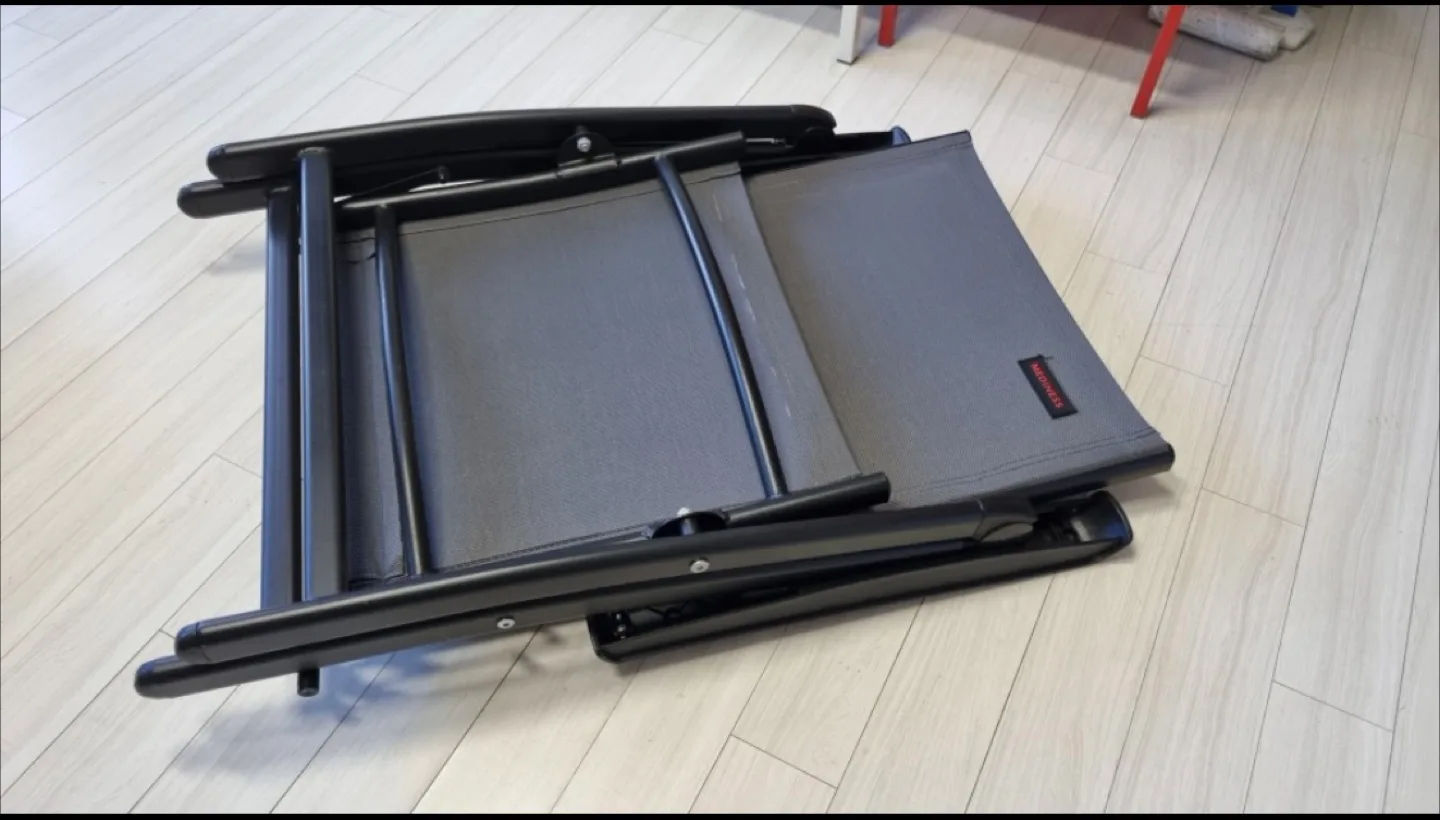 메디니스 접이식 의자