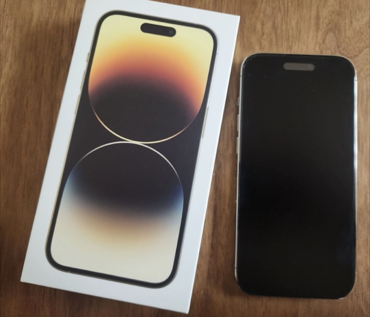 한성 모니터 커브드 울트론 2767c 팔아요~