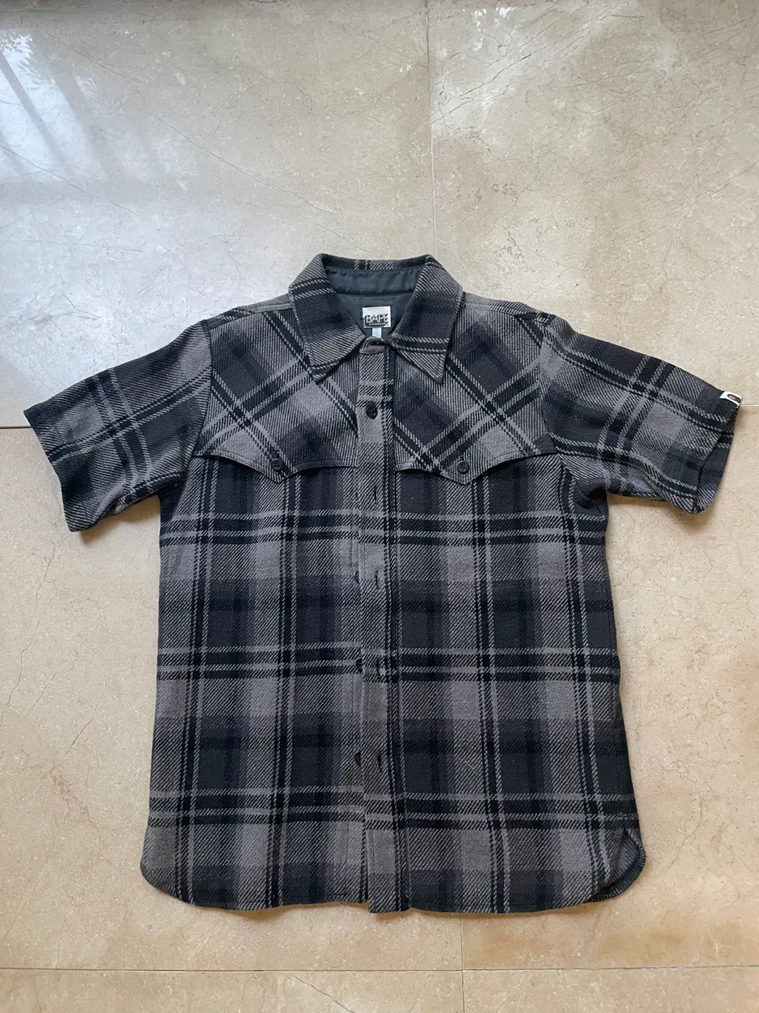 베이프 체크 반팔 셔츠 M