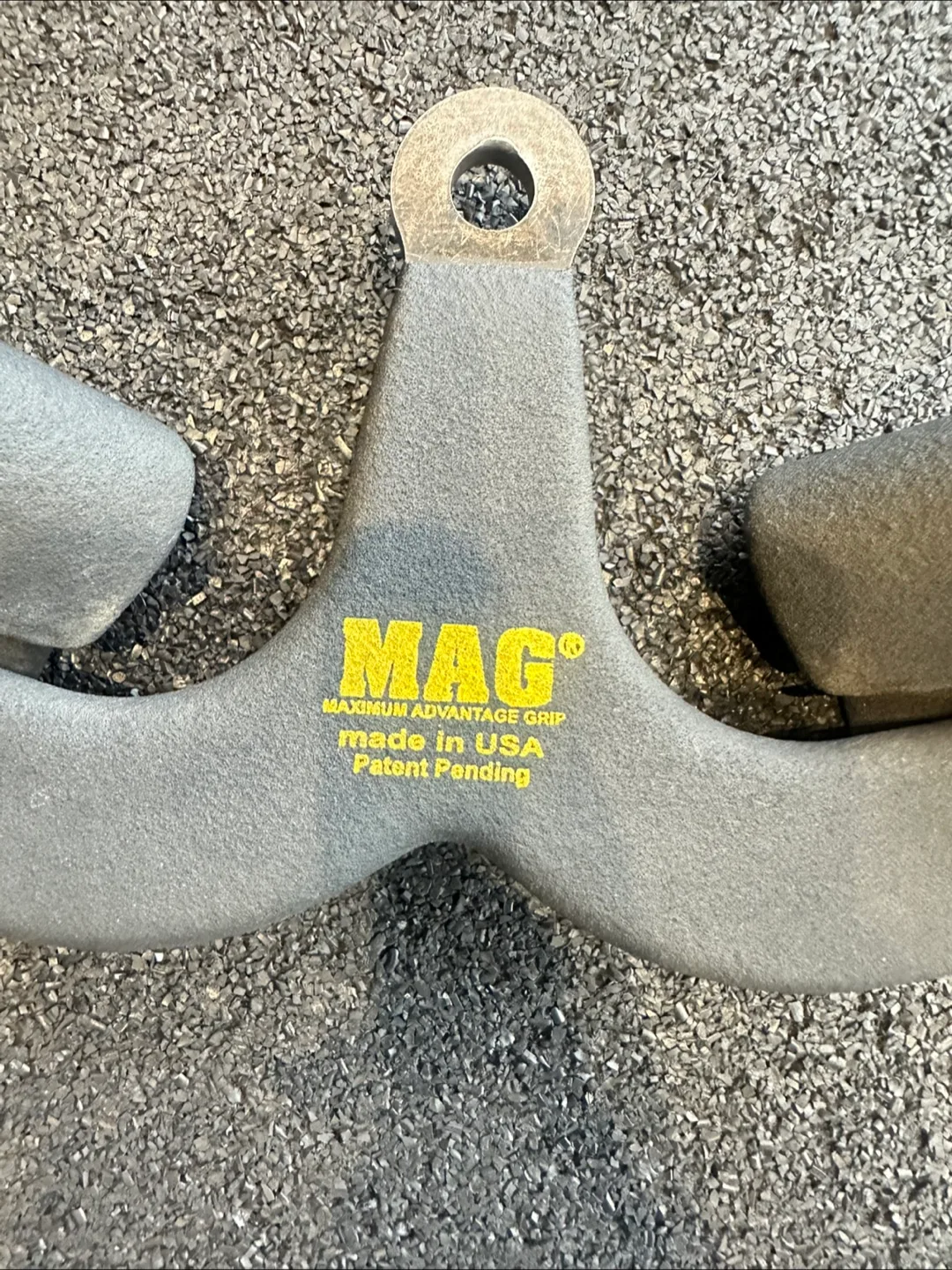 MAG 맥그립 정품 중고 판매 / 미국산 / 등운동 필수템!