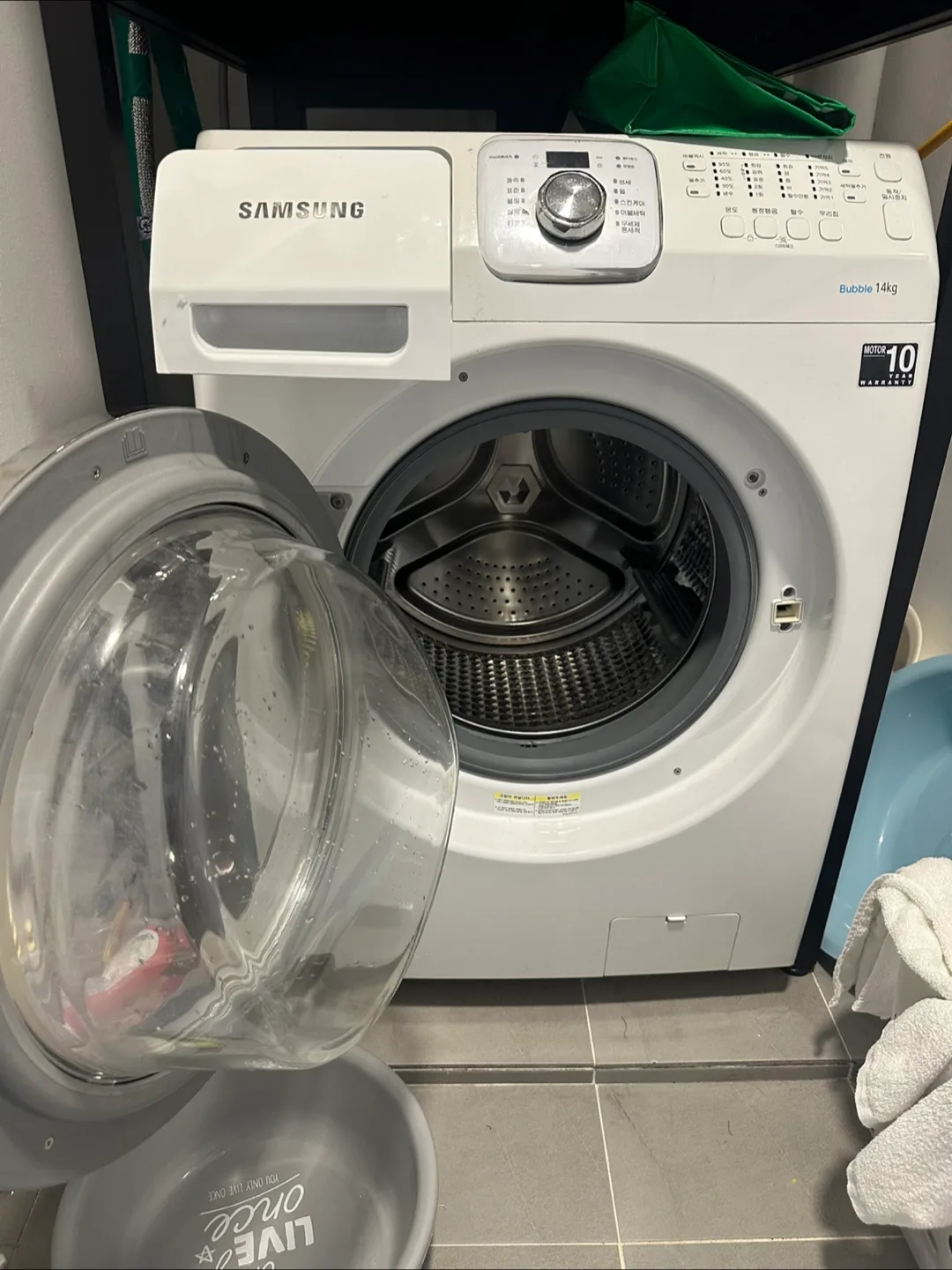 (7/24-25 가져가실분)삼성 드럼세탁기 14kg WF14F5K3AVW