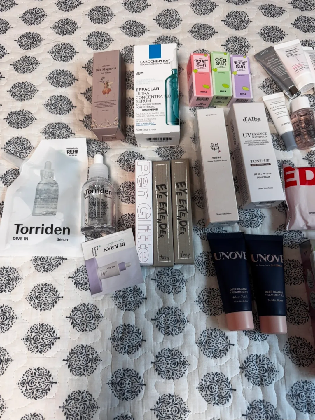 올리브영 화장품 미개봉품 50% 이하 가격으로 대량 판매합니다.