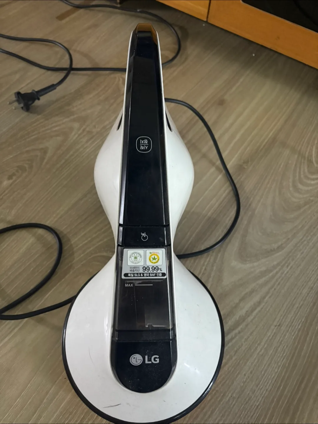 삼빵1 LG 침구 청소기 중고 작동잘됨