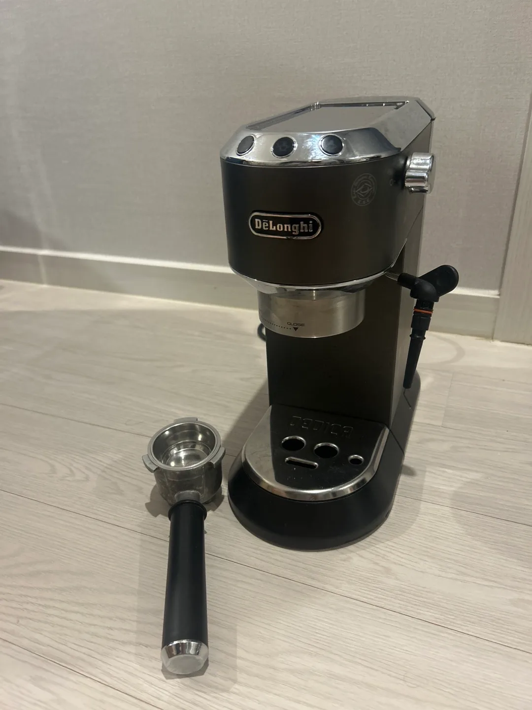 드롱기 데디카 커피머신