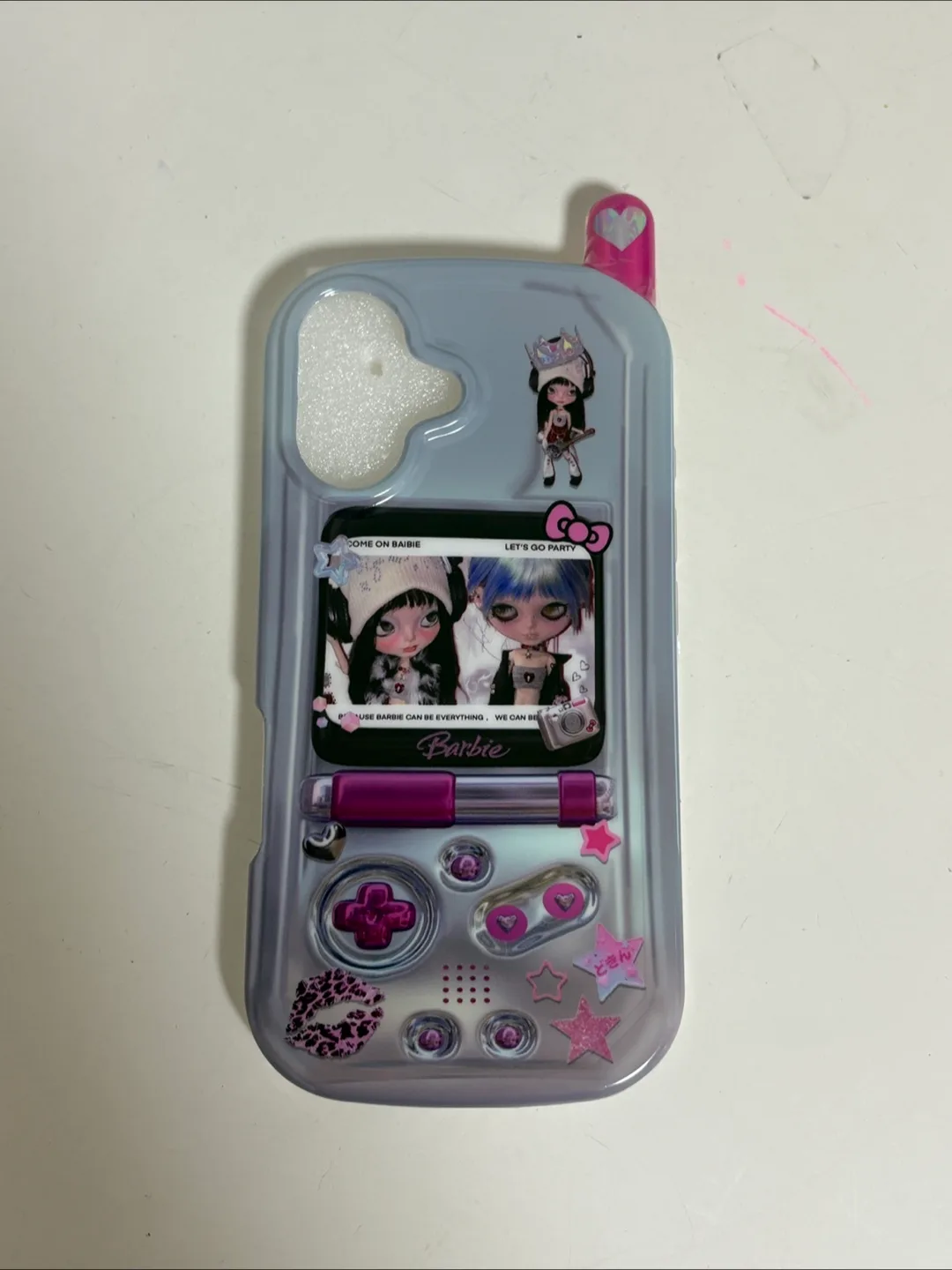 아이폰16 폰케이스 게임기 디자인