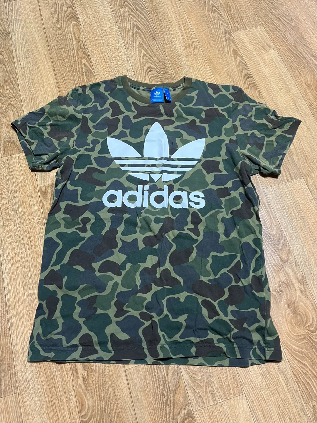 아디다스 카모 티셔츠 105 밀리터리 반팔티 중고