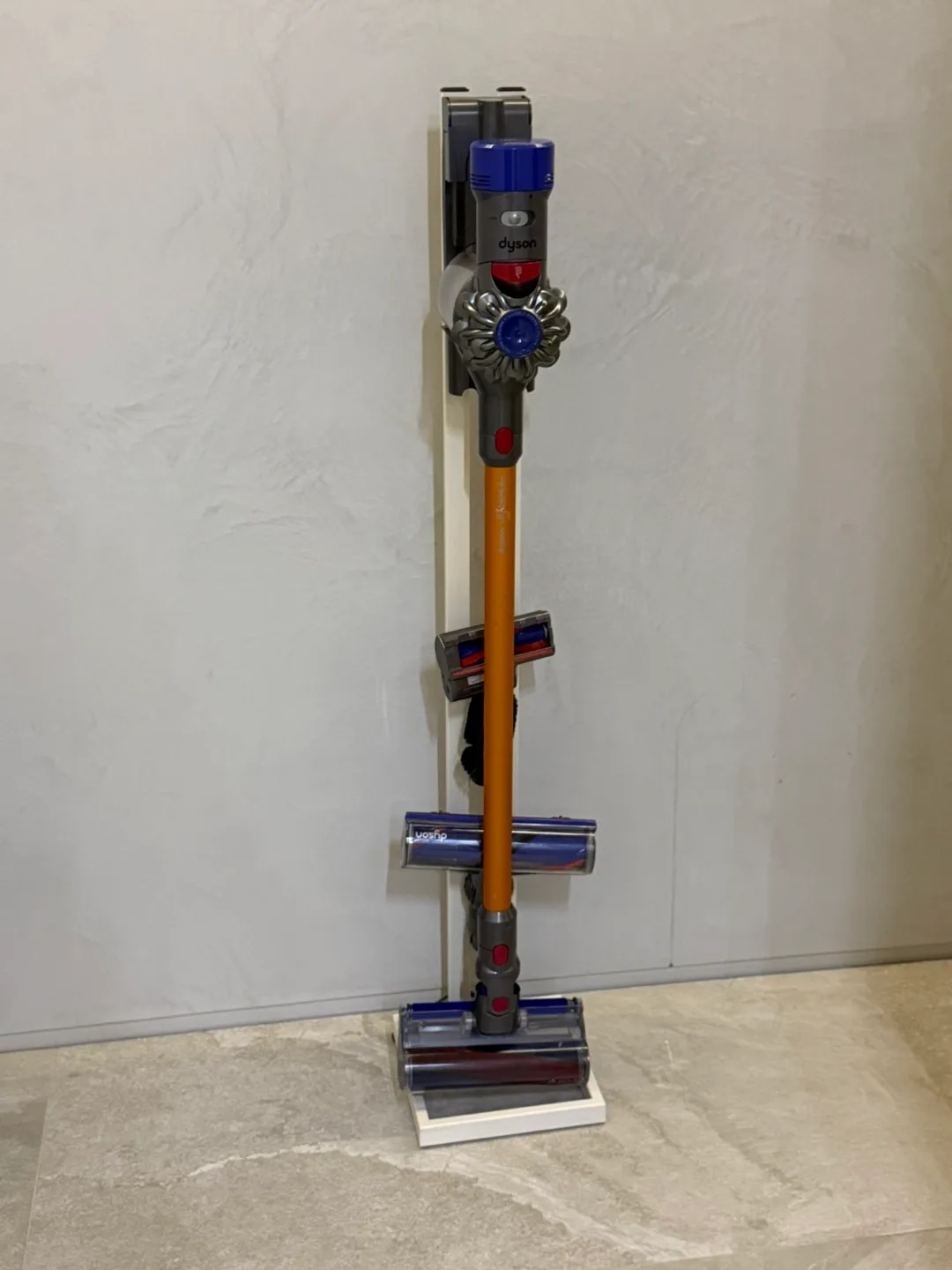 다이슨 v8 앱솔루트 무선청소기