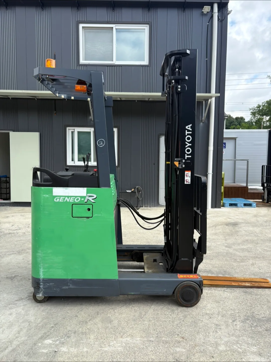 중고지게차 도요타 1.5톤 2단 3M 2016년식