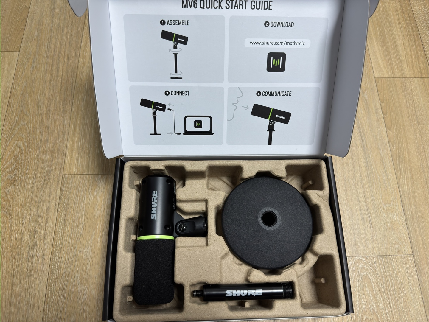 SHURE MV6 슈어 게이밍 USB-C 스피치 마이크 팝니다!