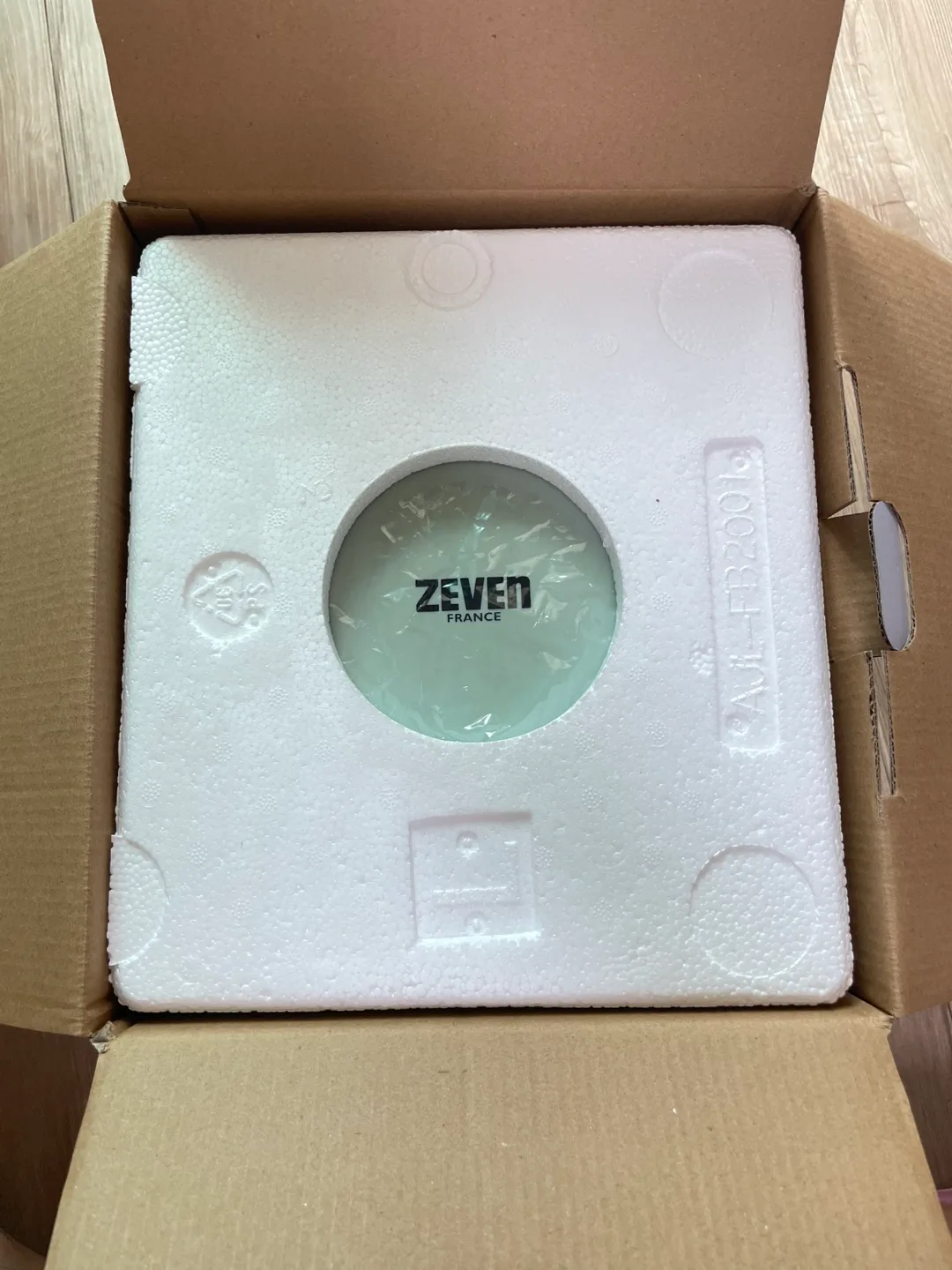 제벤 디지털 마카롱 밥솥 2~3인용 중고입니다