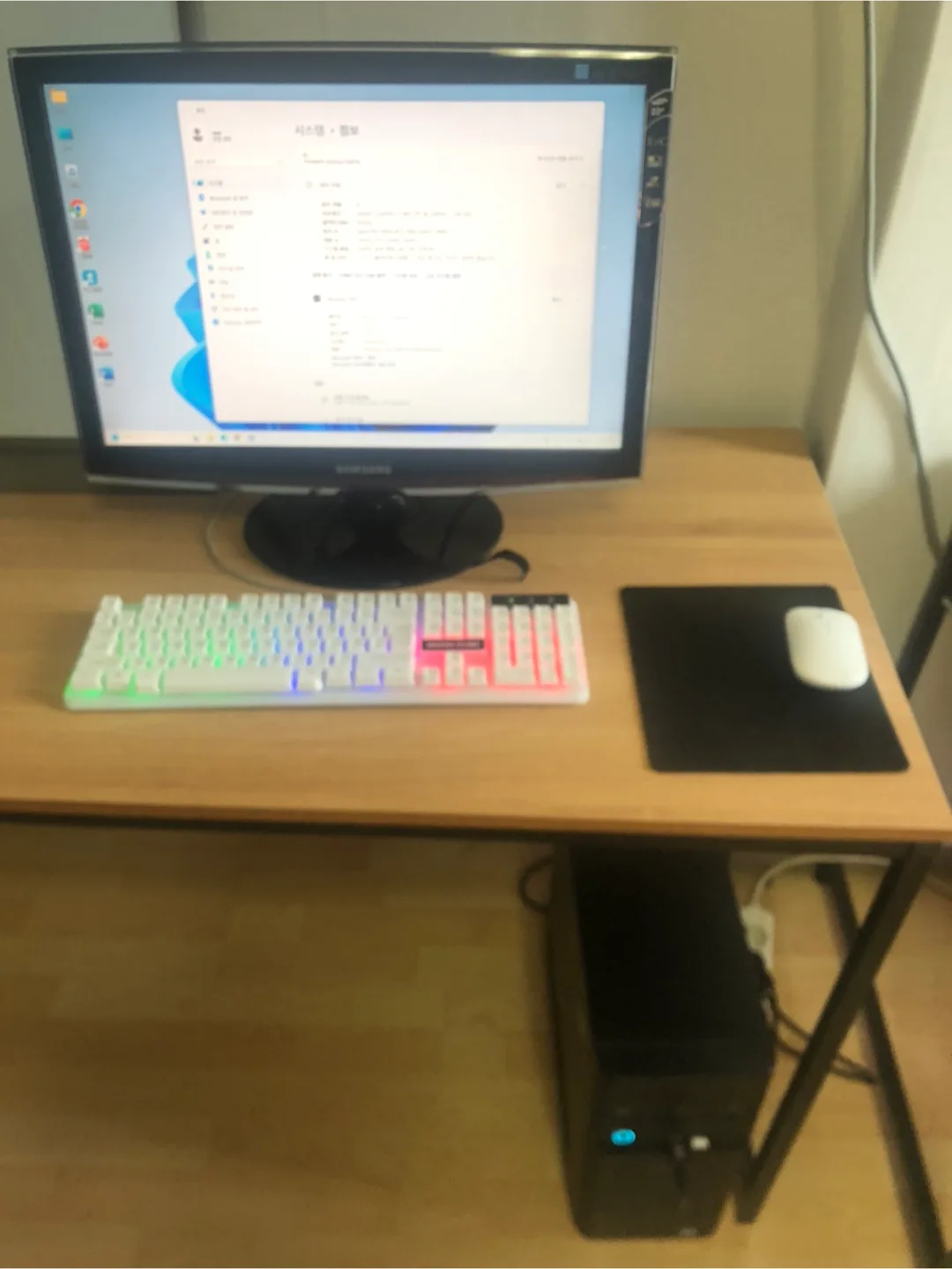 사무, 게이밍 본체 팝니다!(윈도우11정품/i5 7400/램8gb/GTX1050/SSD256gb)