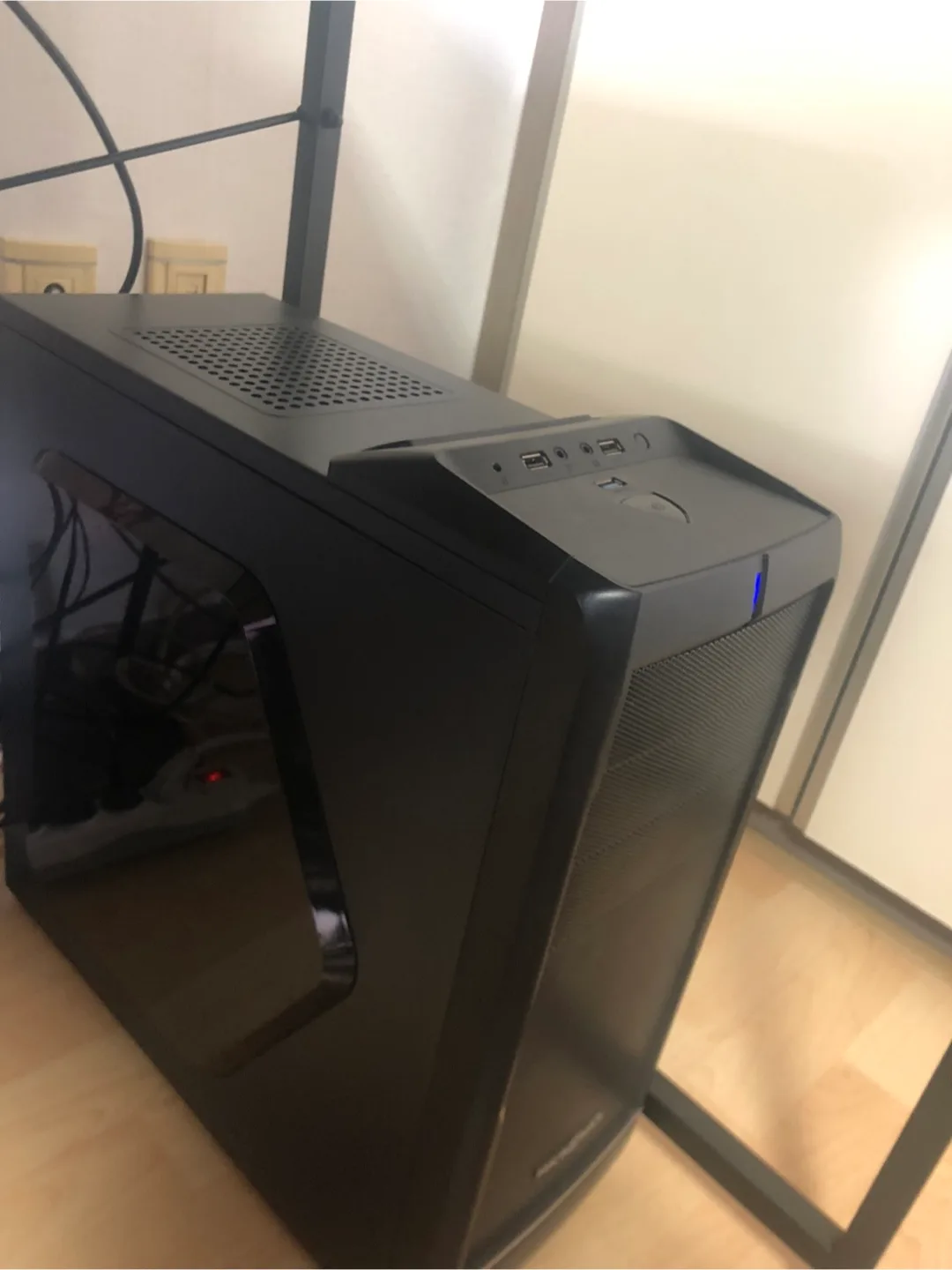 게이밍, 사무용 본체 팝니다!(윈10pro/i5-9400F/16gb/라데온rx480/ssd250)