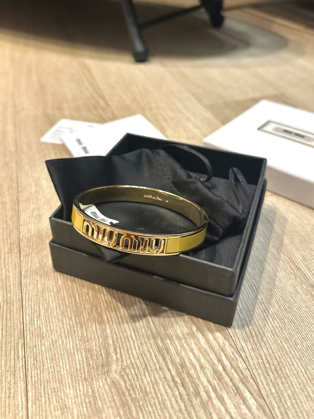 미우미우 팔찌 미우미우 브레이슬릿