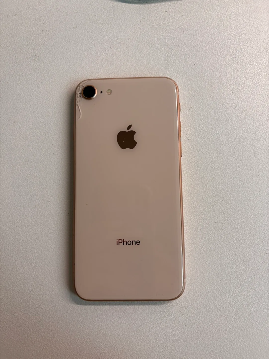 아이폰8 로즈골드 액정파손 감안