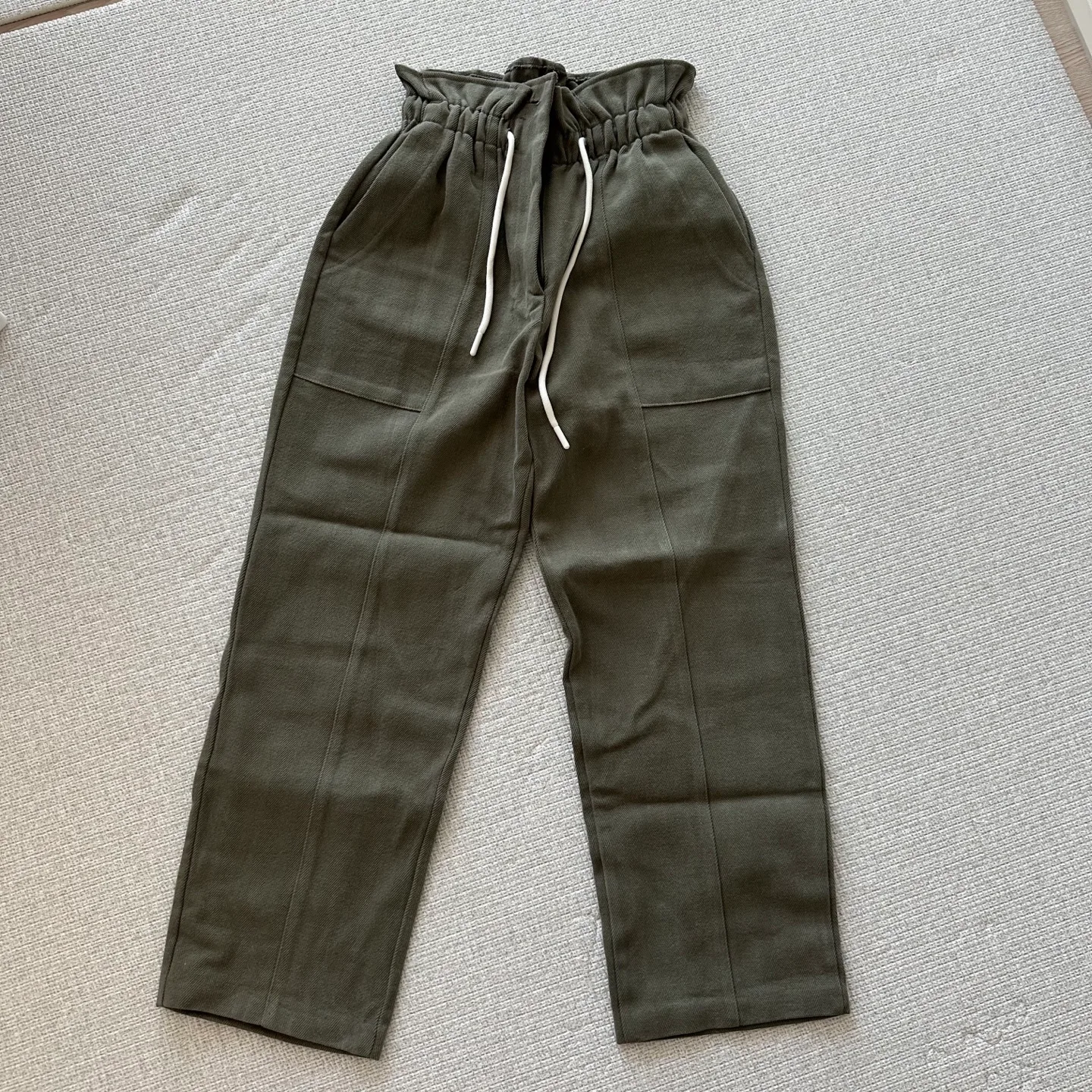 와이드팬츠 밴딩이라편해요 1회착용 원단좋음