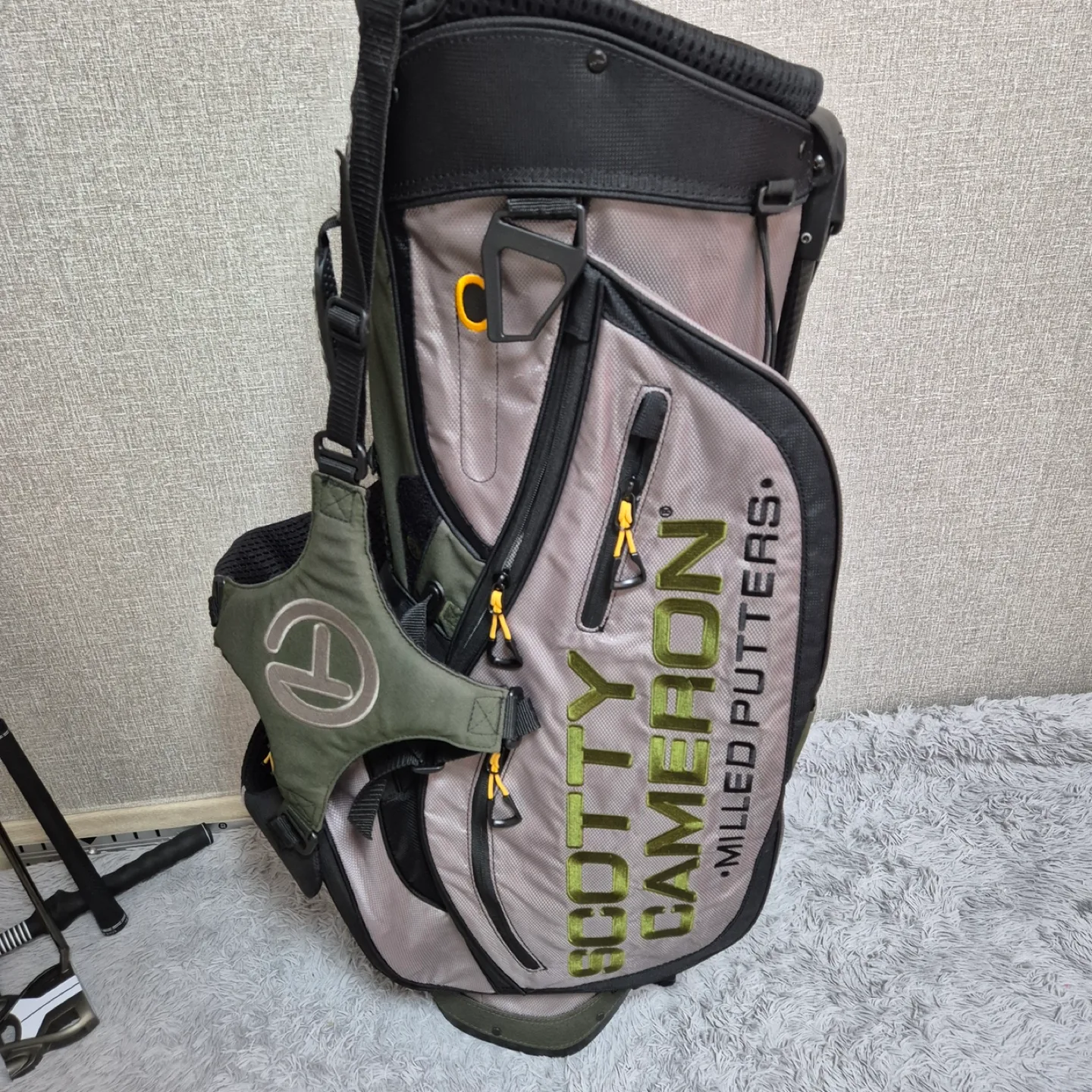 스카티카메론 2020 마스터즈 스탠드백