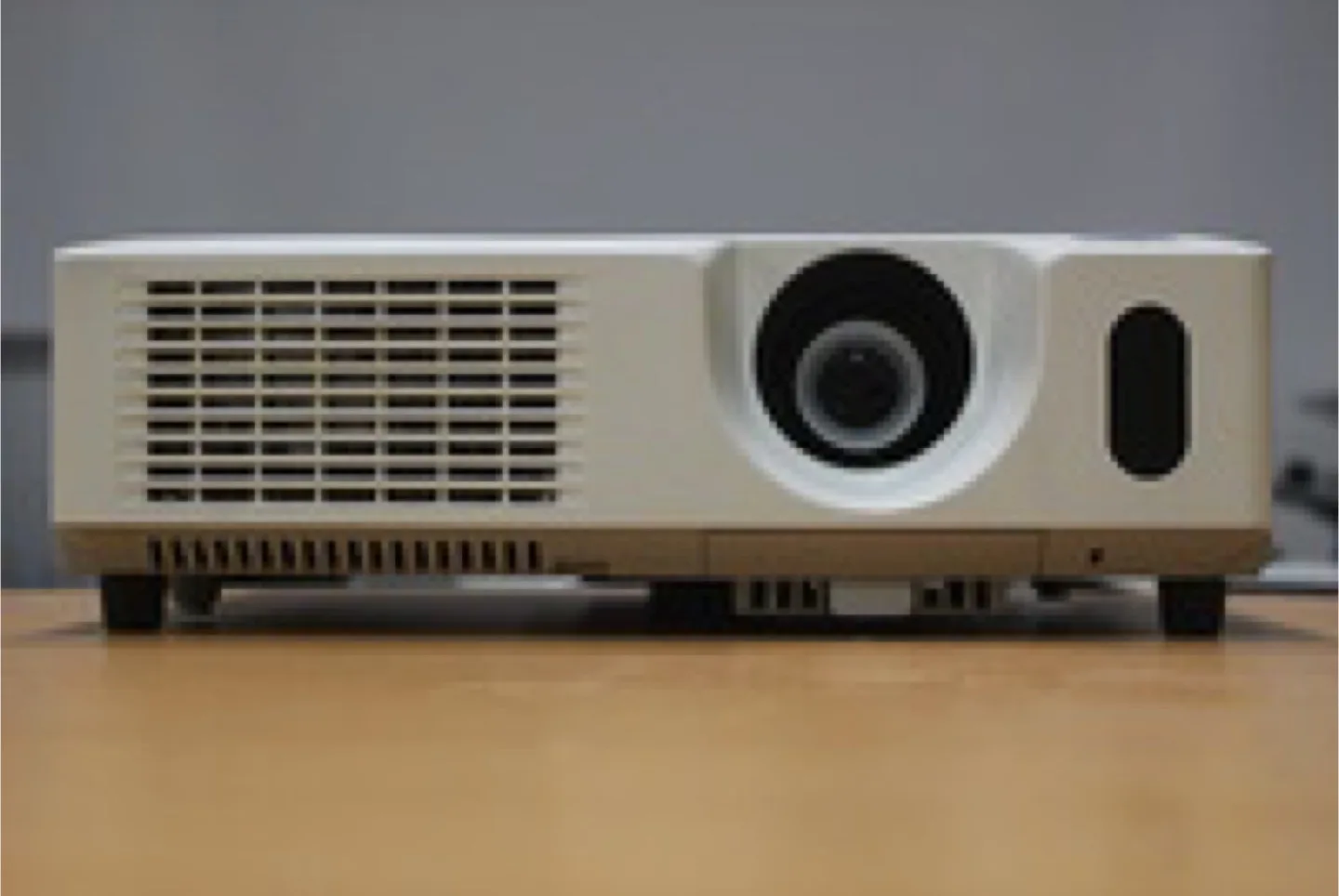 히타치 CP-X4011N  4000 안시  빔프로젝터