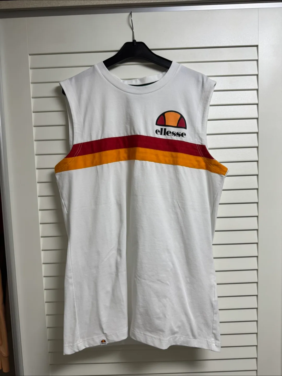 엘레쎄 민소매 티셔츠 M