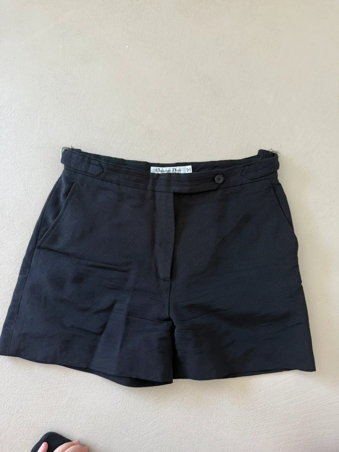 디올 블랙 반바지 34사이즈