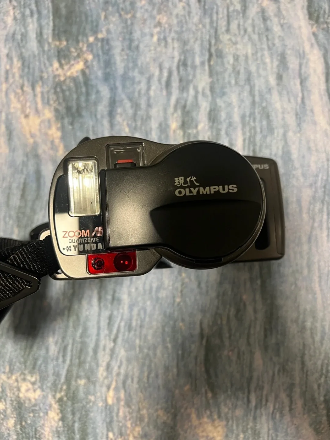 올림푸스 az 줌 330 카메라