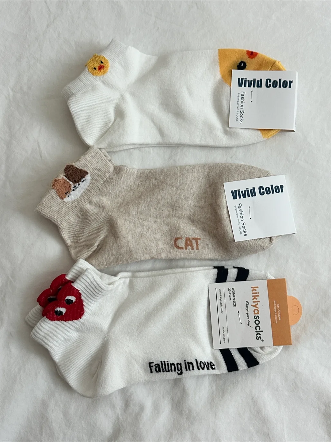 국내제조 새상품 양말 일괄판매  (성인여성•초중고등학생 모두 신을 수 있어요)