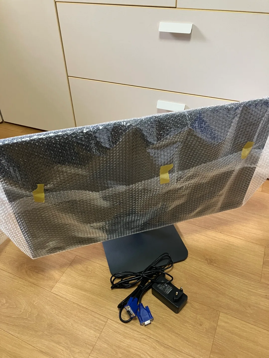 아이뮤즈 스톰뷰 27인치 모니터