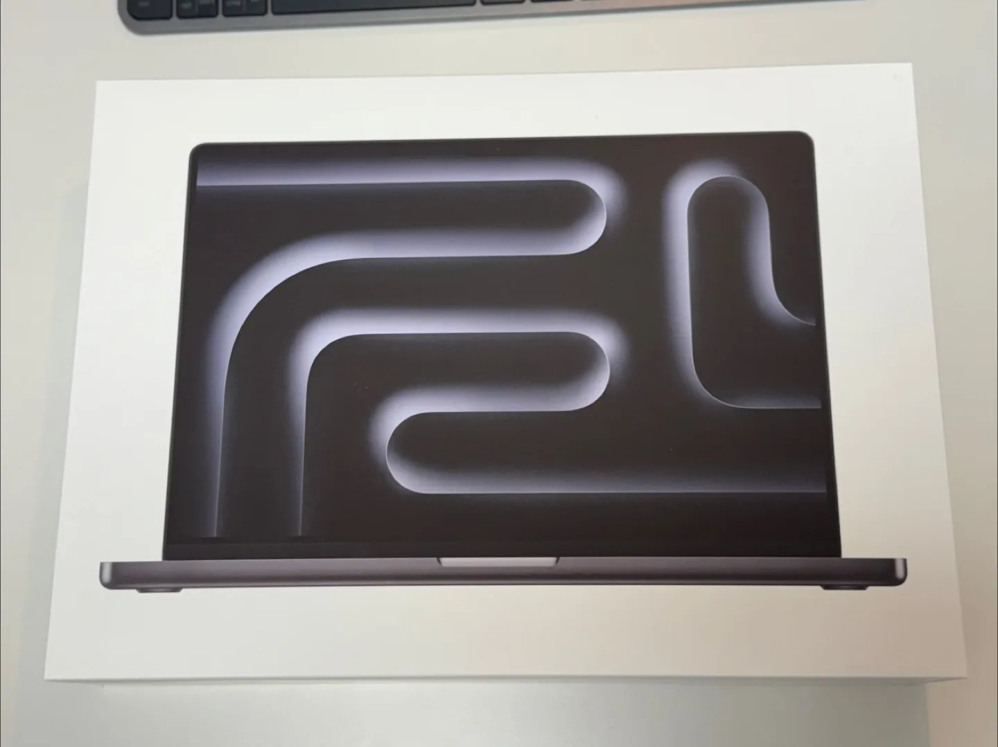 (599->505만원) 맥북 프로 16 스페이스그레이 m4 맥스