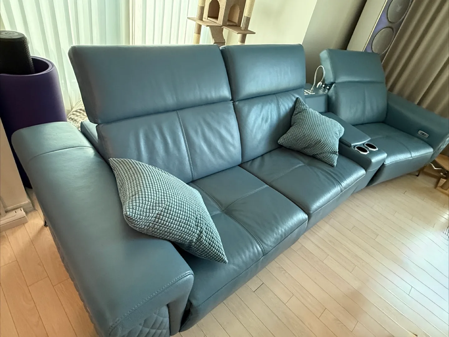 디자트 코넬리(Conelly) 리클라이너 소파 데님블루