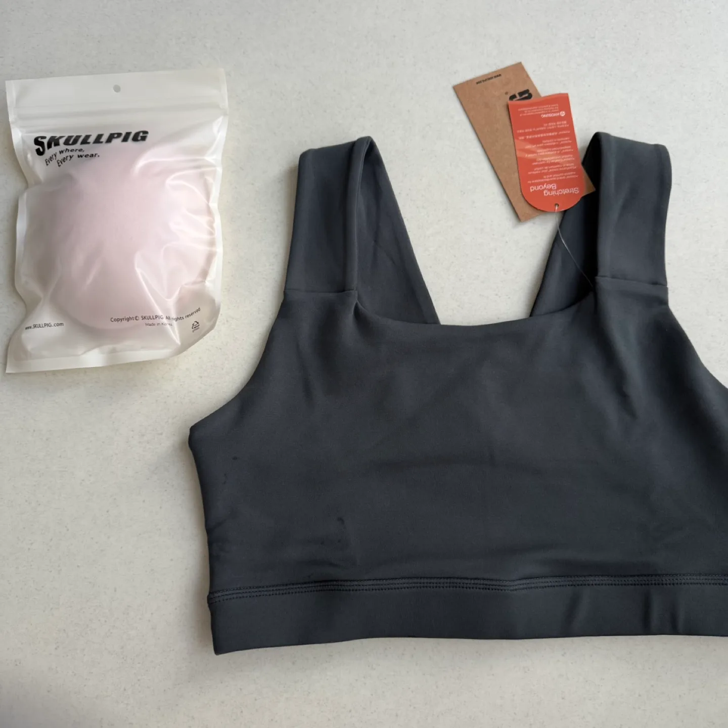 (새상품) 스컬피그 브라탑