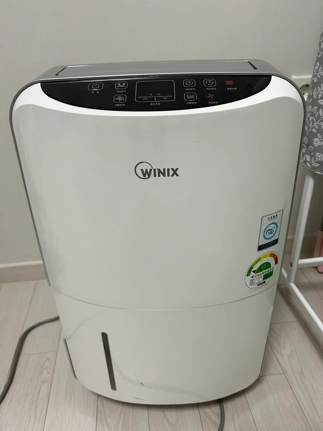 위닉스 10L 제습기 DHB-107INS