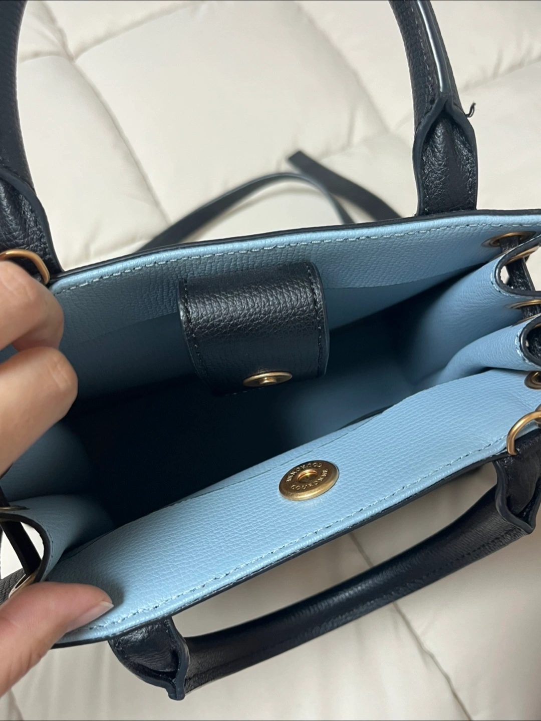 쿠론 멜리아 토트백 블랙 | 여성잡화 | 당근 중고거래