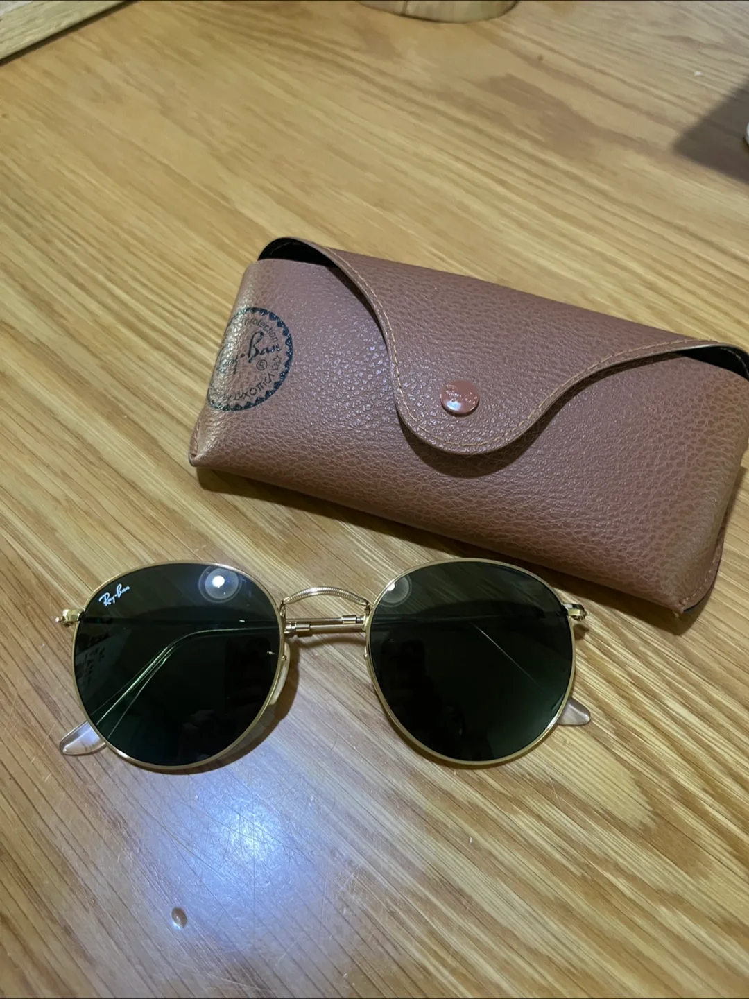 레이벤 선그라스