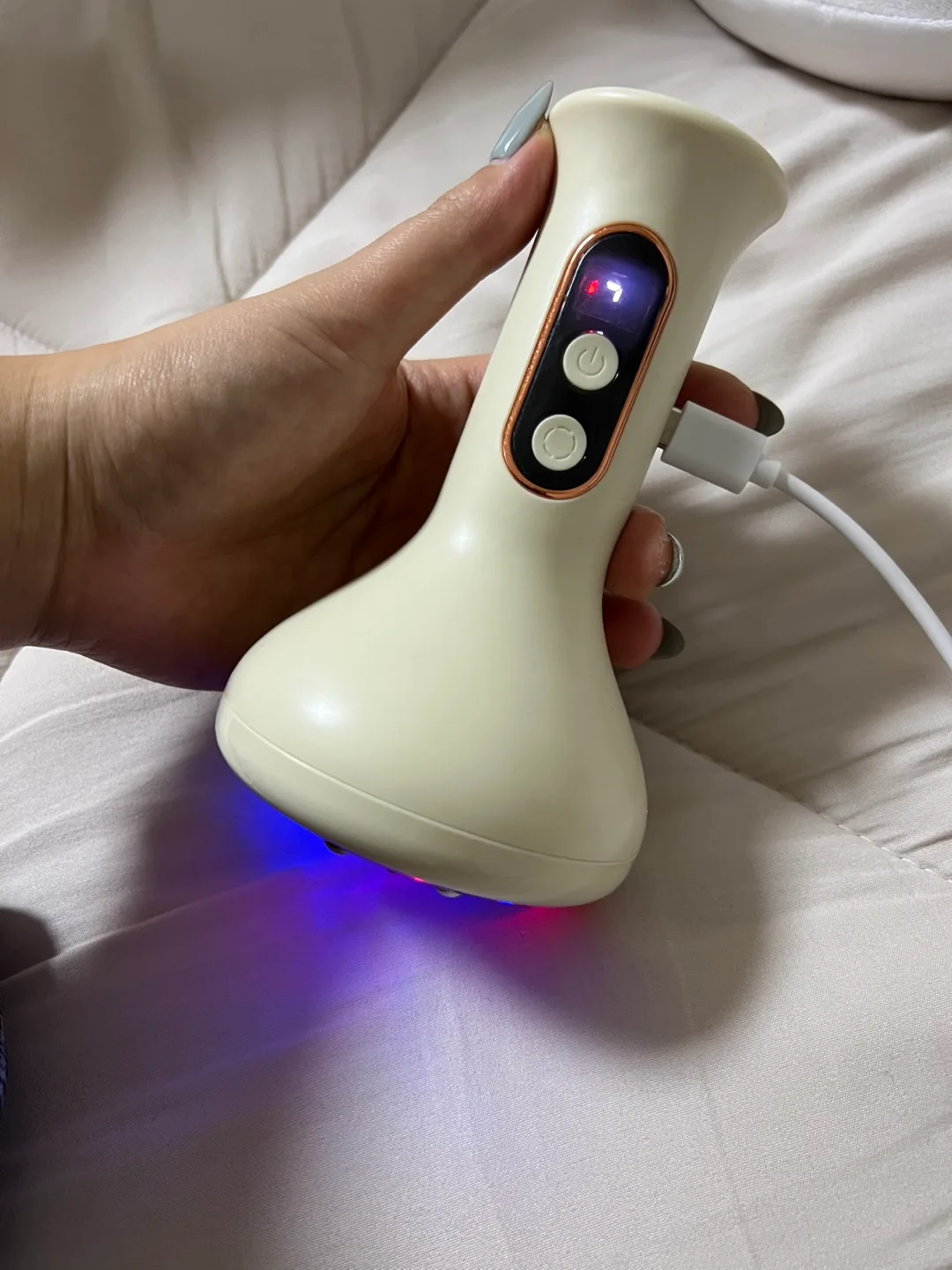 다이어터분들 주목!!!! 휴대용 부항 마사지기 9단계 조절가능/ 상태좋음