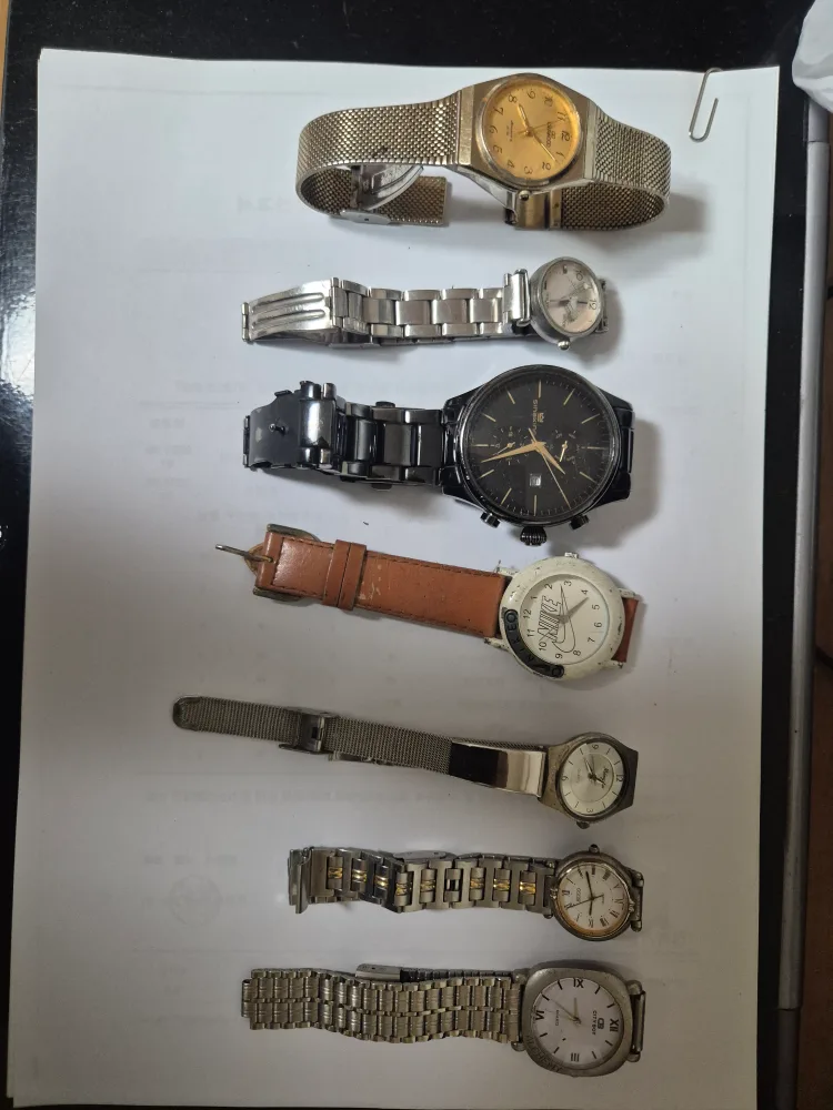 중고 손목시계. 팝니다.