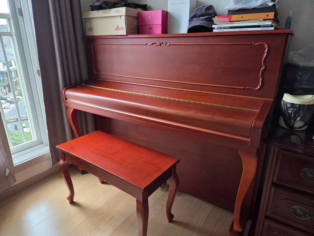중고 갈색 피아노+의자
