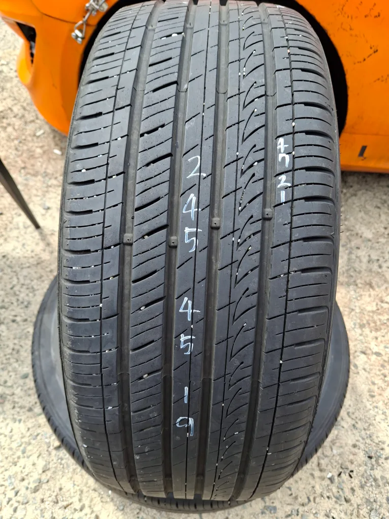 오페라 골드 245/45ZR19 중고타이어  2짝